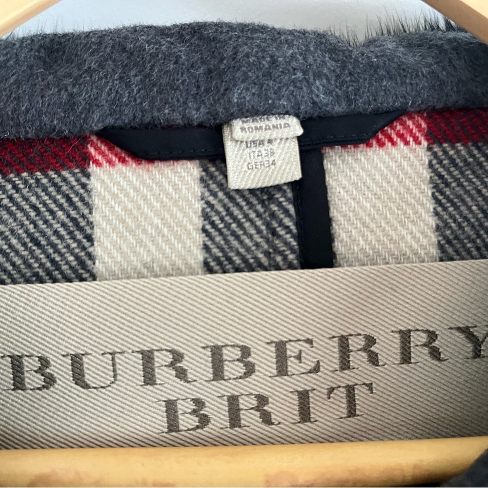 Burberry Brit Grey Wool Duffle Toggle Coat with Black Fox Fur Trimmed Hood Sz 4 - Picture 4 of 16